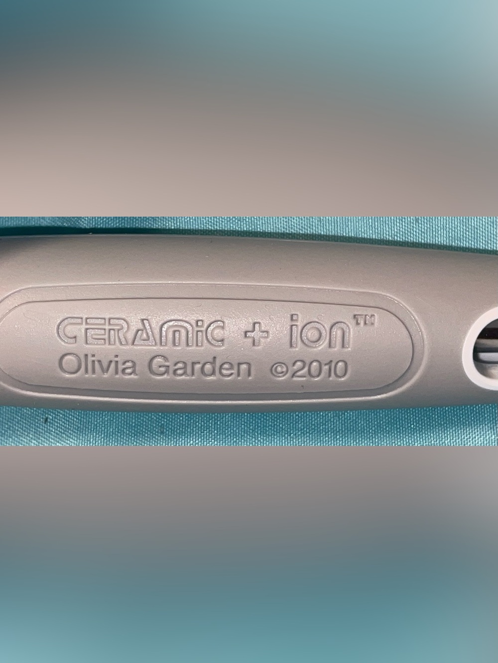 Brand new! Speed XL 1 3/4” 45mm Ceramic + Ion Hairbrush — Gray - Picture 2 of 4